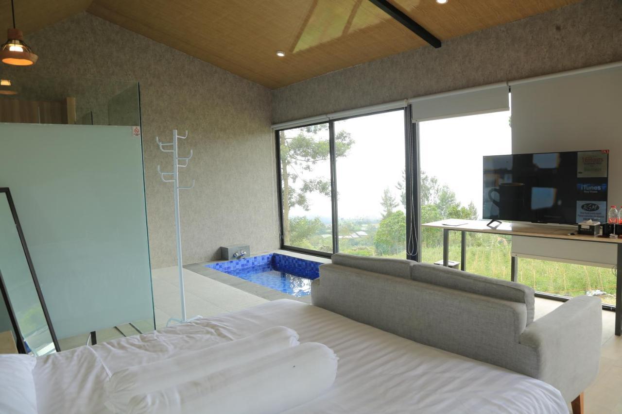 Azana Essence Selo Boyolali Villa Exterior photo