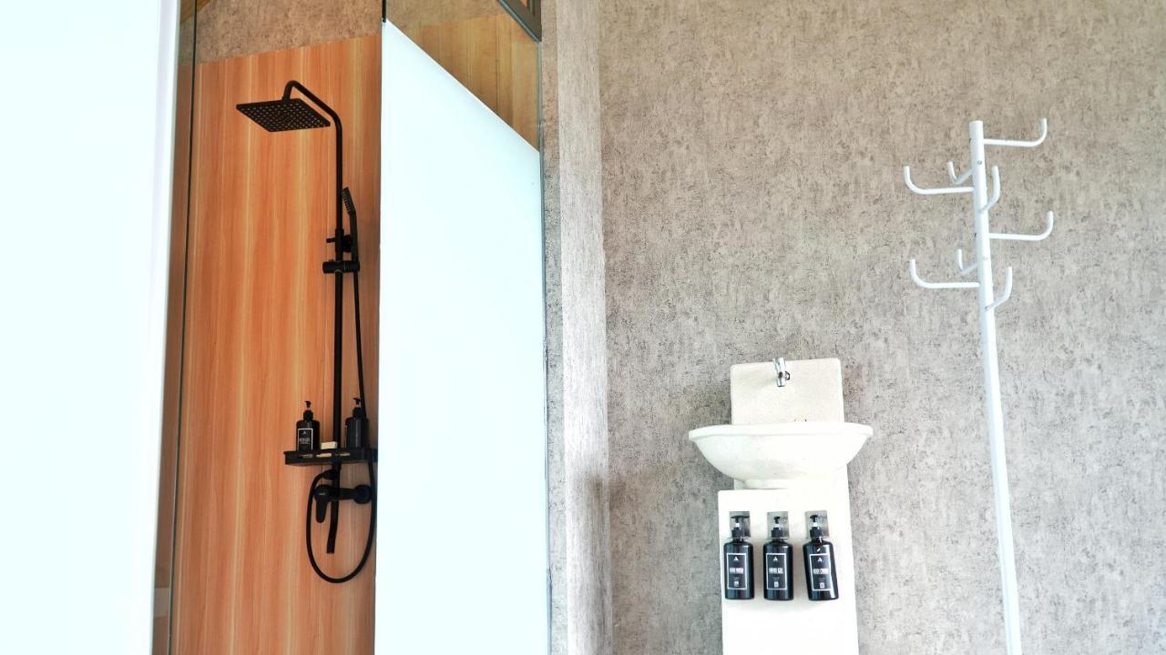 Azana Essence Selo Boyolali Villa Exterior photo