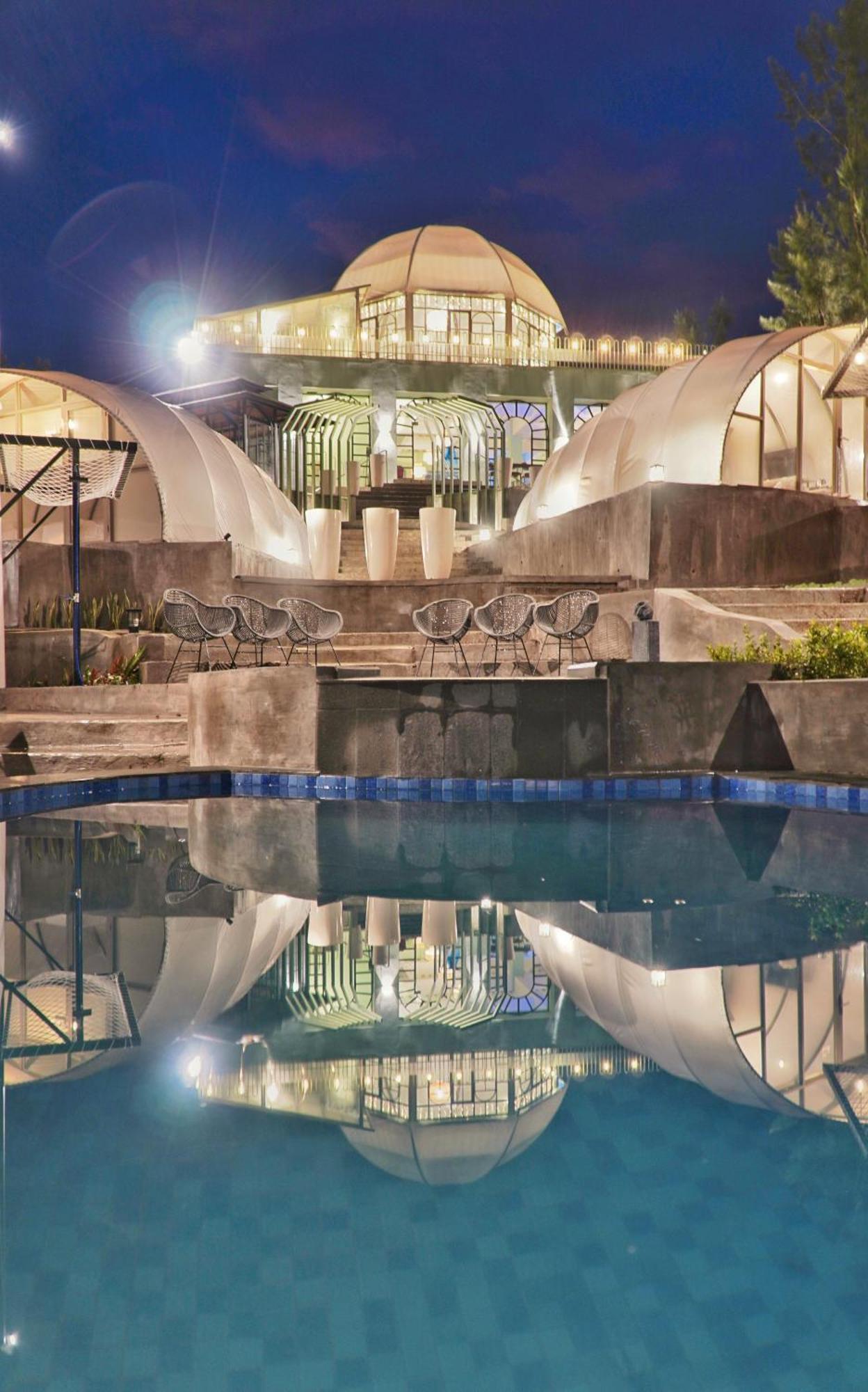 Azana Essence Selo Boyolali Villa Exterior photo